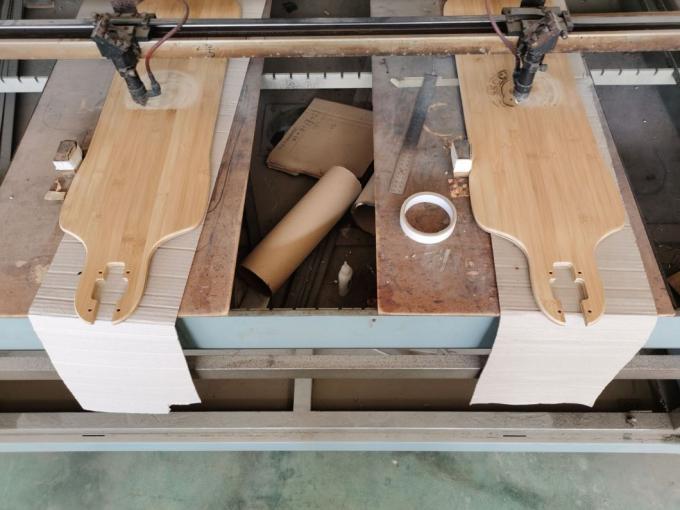 7.75 inch mới nhất Hot Custom chuyên nghiệp tiêu chuẩn 7 Ply Maple concave skateboard 3