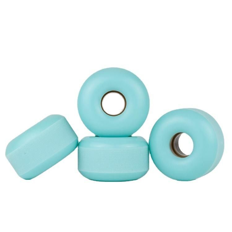Lốp xe trượt băng màu sắc cao cấp Đèn trong bóng tối Lốp xe trượt băng dài tùy chỉnh