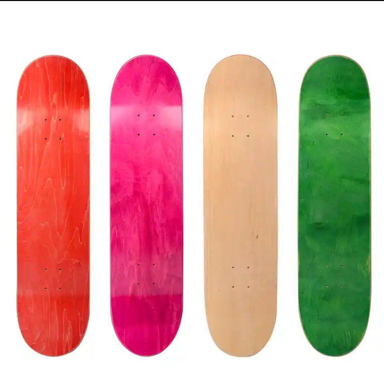 Màu trắng thanh lịch Seven Ply Skateboards gỗ thành phố Skateboards cho người trượt băng chuyên nghiệp
