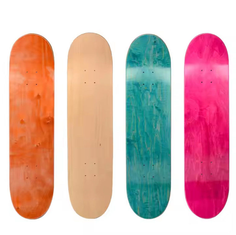 Màu tùy chỉnh 7Ply Skateboard với bánh xe polyurethane thân thiện với môi trường